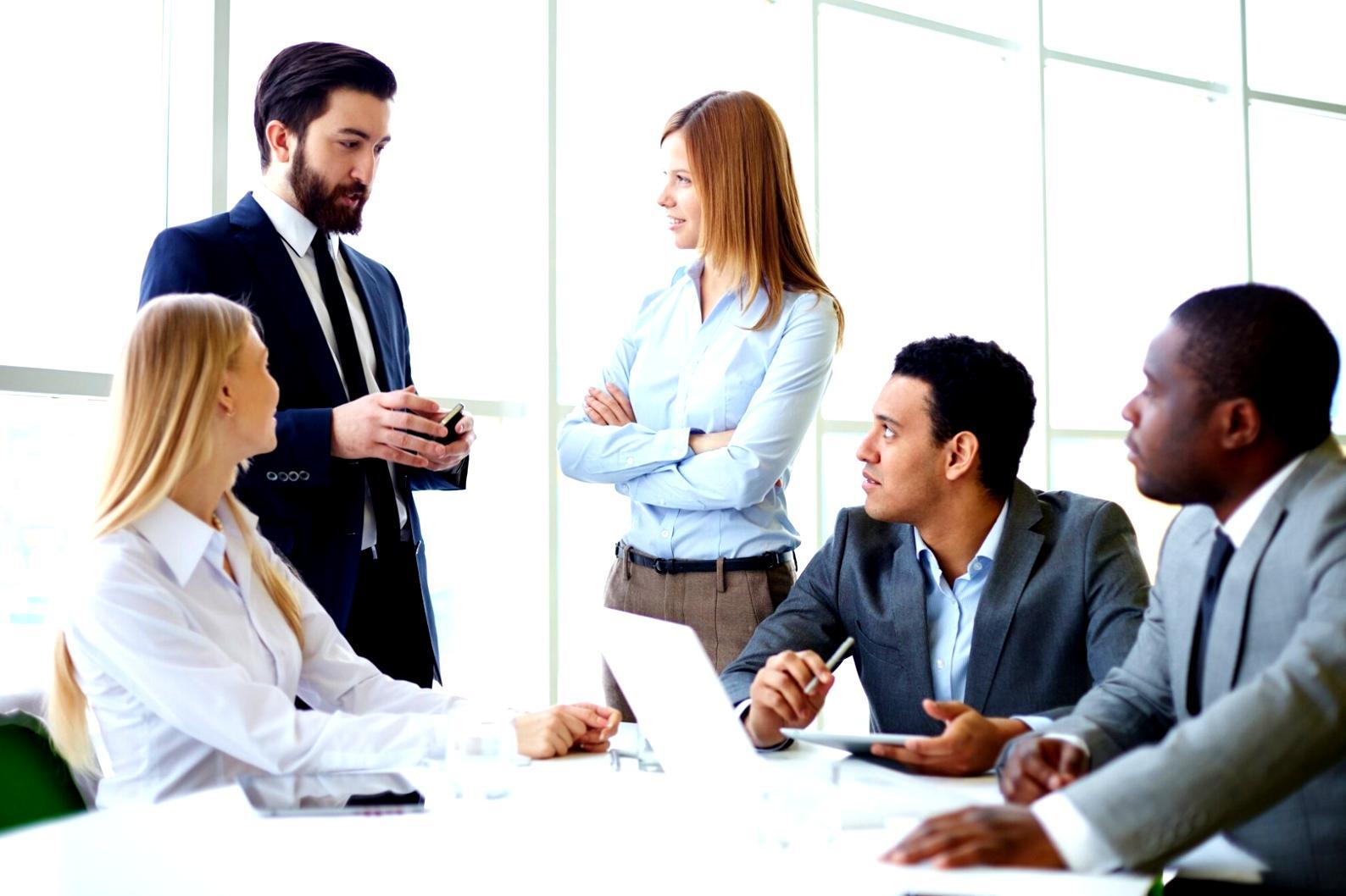 Analyse de documents financiers en équipe